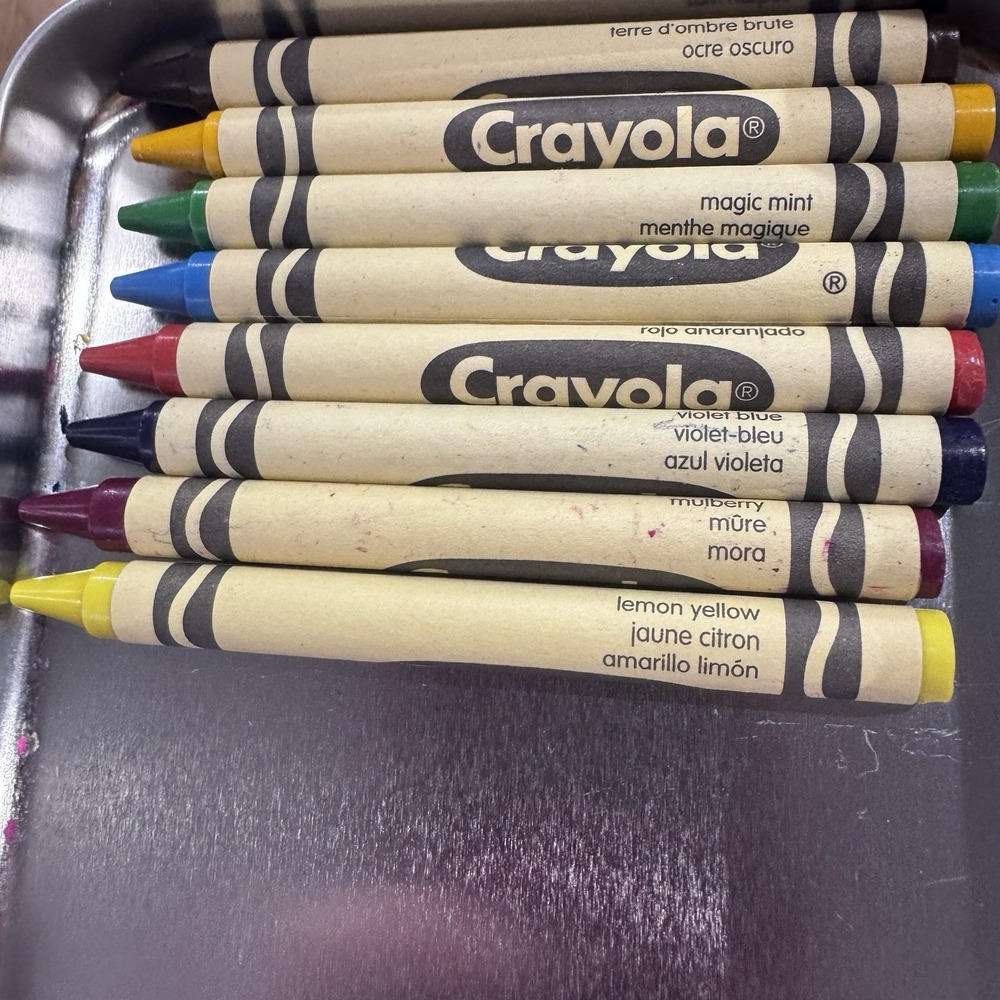 Lot of 8 CRAYOLA Crayons Retired Discontinued Colors NEW Loose